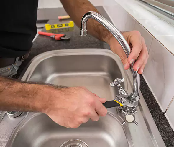 Local Experts for Faucet Repair in Issaquah, WA:Schedule Affordable Faucet Repair Services with Us